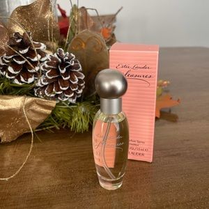 Estée Lauder’s Pleasures